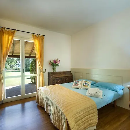Sleeps 12 Air Con Wifi * Is Morus