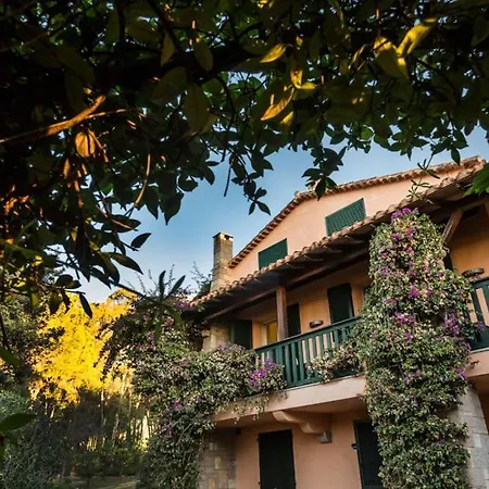 Sleeps 12 Air Con Wifi