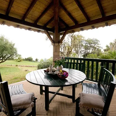 Sleeps 12 Air Con Wifi Is Morus