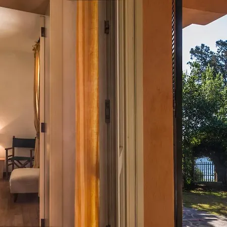 Sleeps 12 Air Con Wifi Is Morus